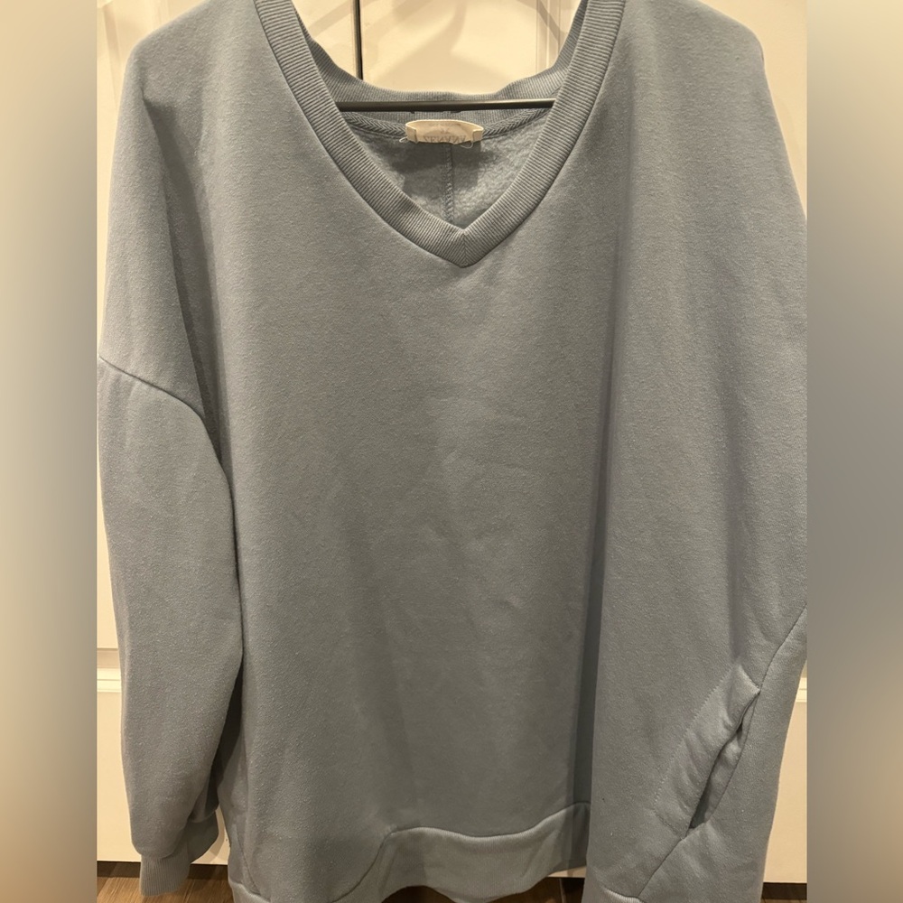V-Neck Sweatshirt w/ Pockets